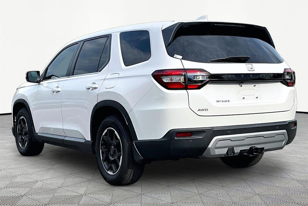 Used Platinum White Pearl 2025 Honda Pilot EX-L+ for Sale in