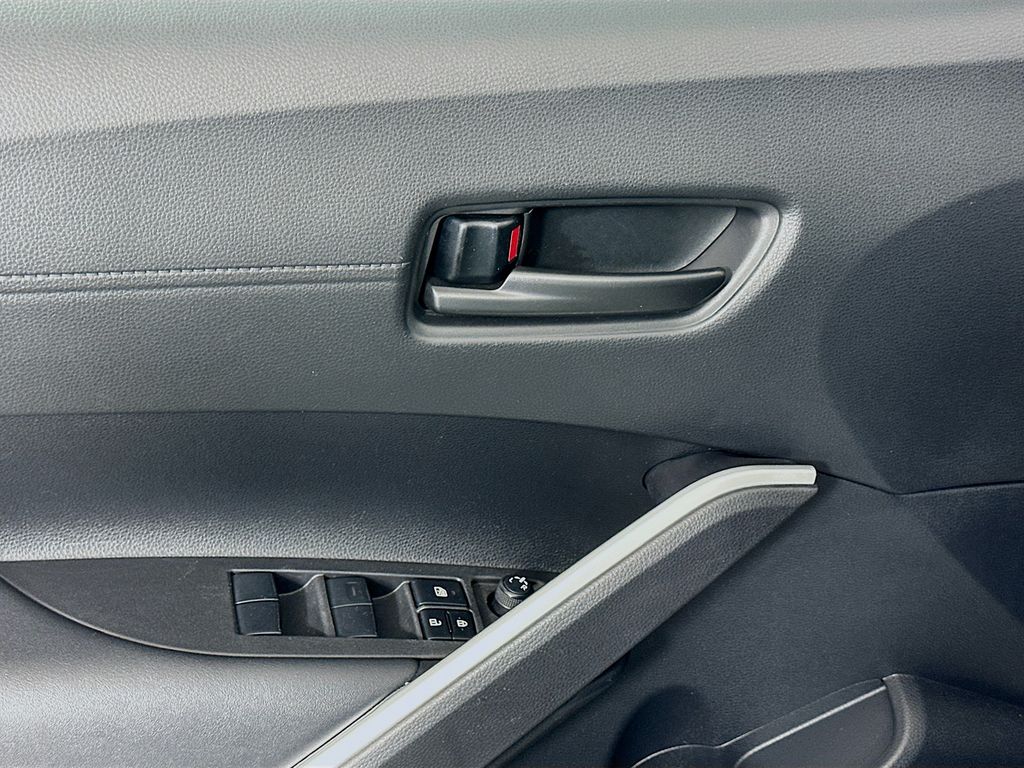 Thumbnail: 2024 Toyota Corolla Cross - 17