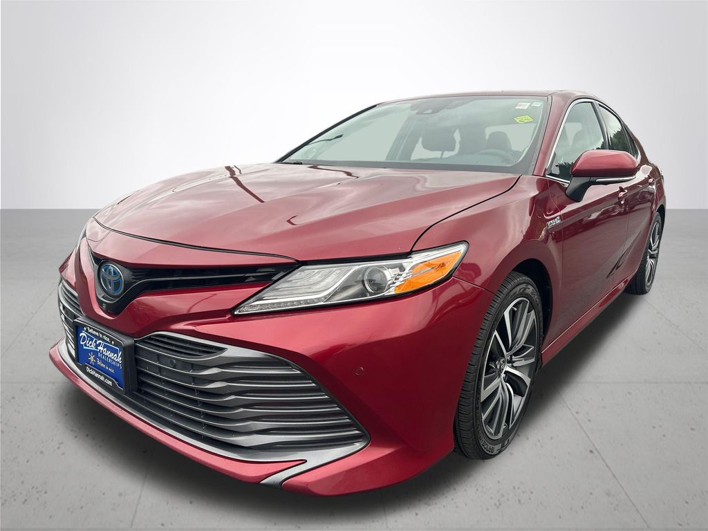 2018 Toyota Camry Hybrid XLE