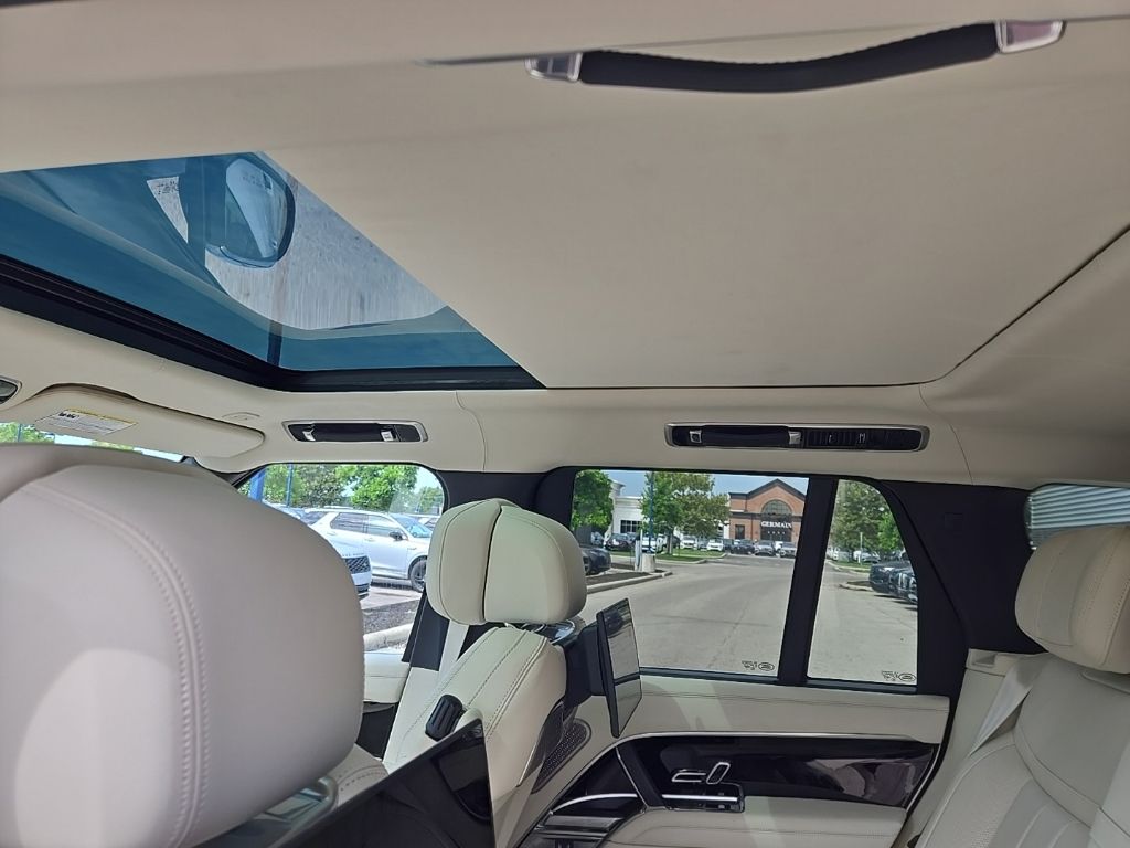 Certified Used 2024 White Land Rover Autobiography image 16