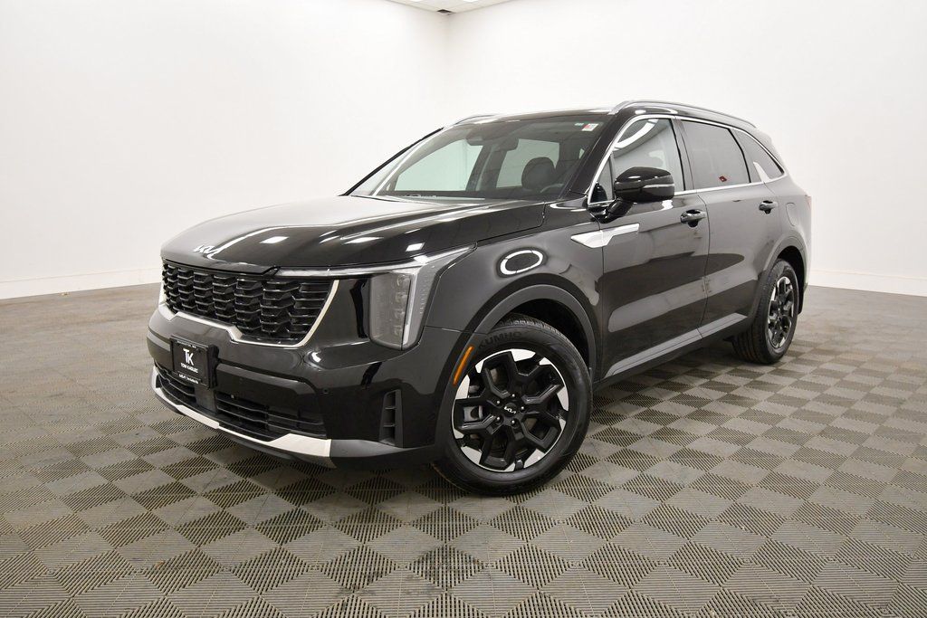 2025 Kia Sorento S FWD