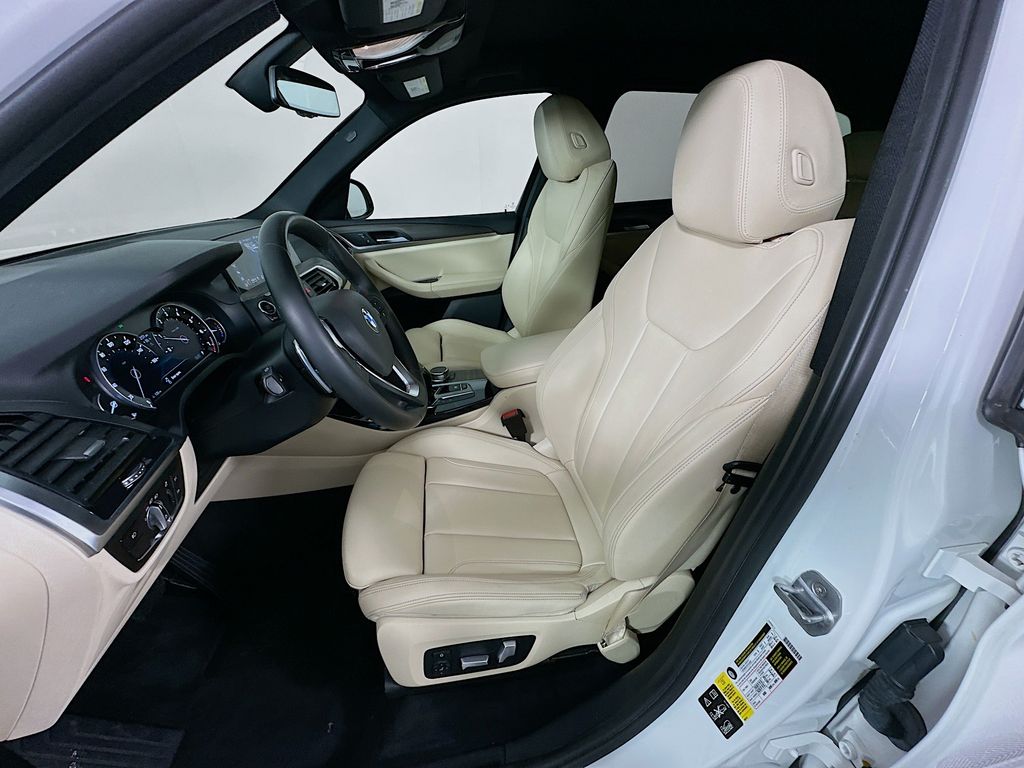 Thumbnail: 2018 BMW X3 - 21