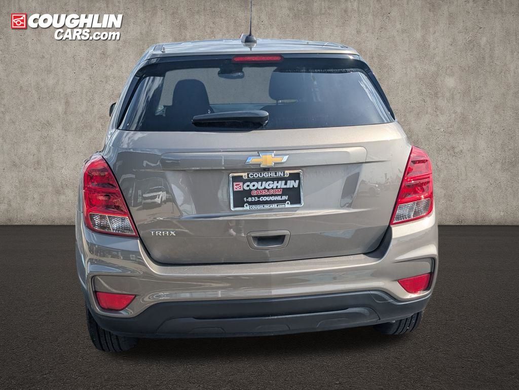 View vehicle photo 6