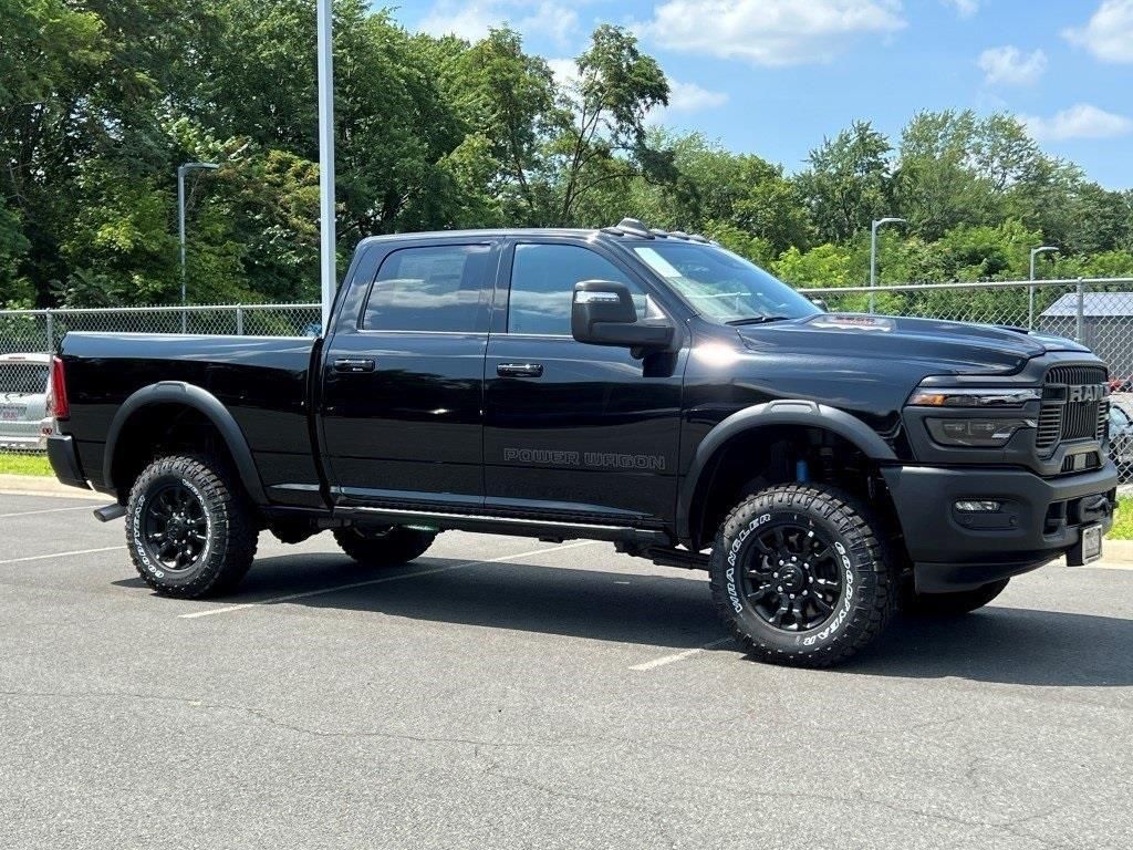 Diamond Black Crystal Pearlcoat 2025 RAM 2500 Power Wagon Crew Cab 4WD Pickup Truck Four-Wheel Drive 8-Speed Automatic