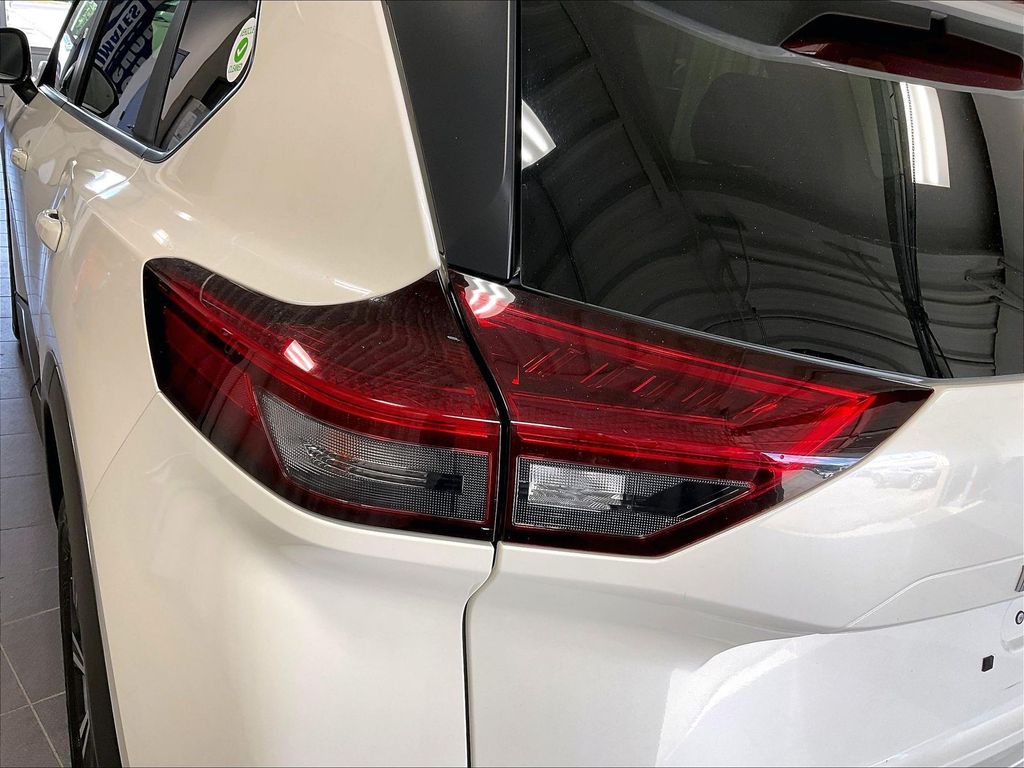2023 Nissan Rogue — photo 33