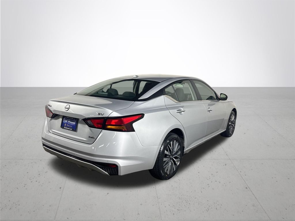 2024 Nissan Altima 2.5 SV