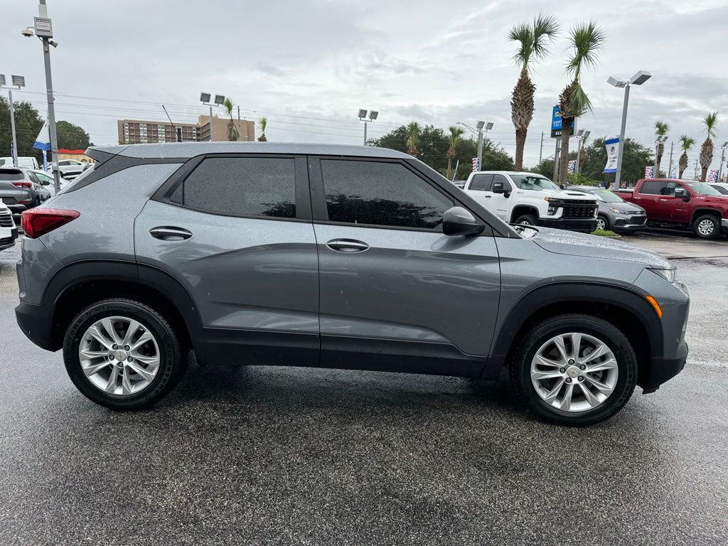 2021 Chevrolet TrailBlazer LS 10