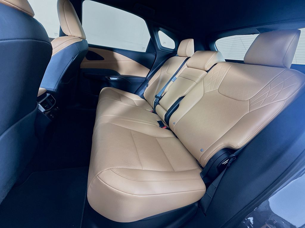 Thumbnail: 2025 Lexus RX - 25