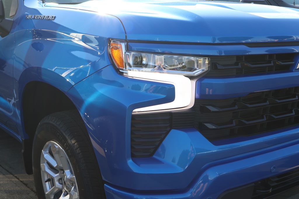 Thumbnail: 2026 Chevrolet Silverado 1500 - 3