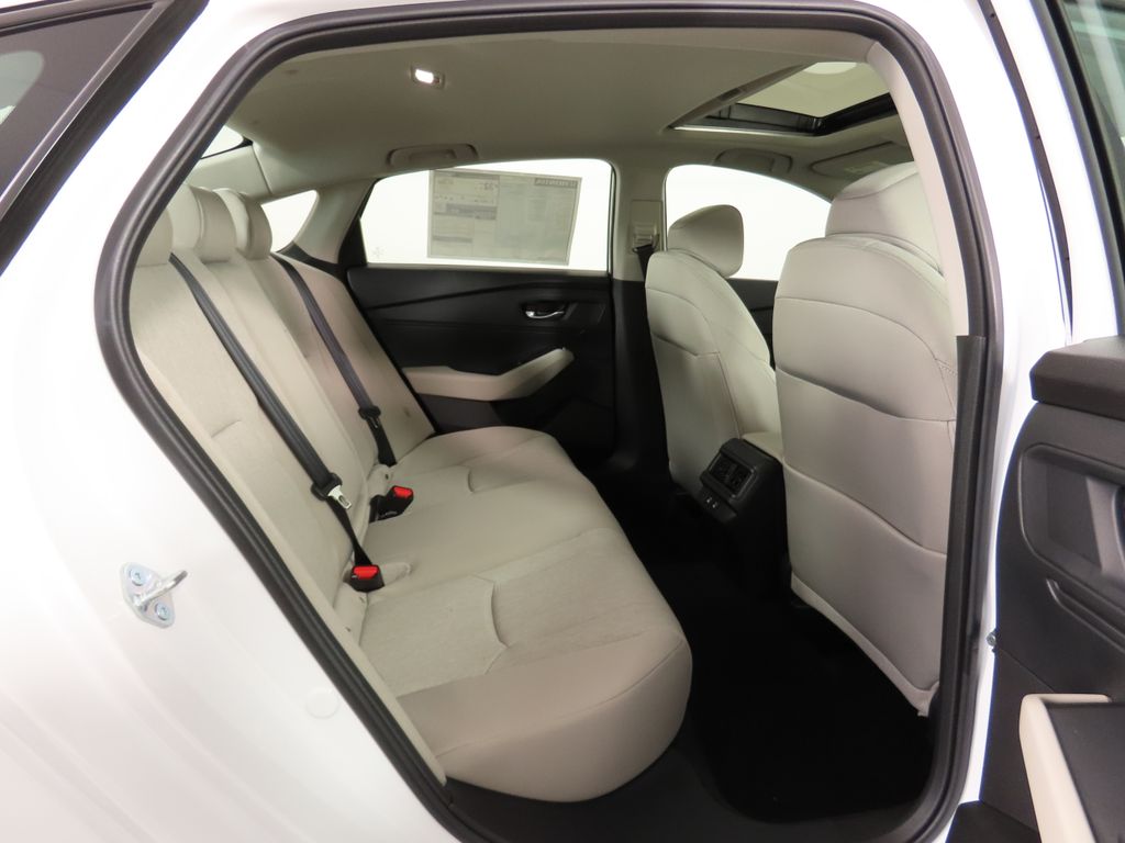 2025 Honda Accord SE 23