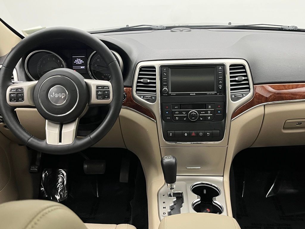 Thumbnail: 2013 Jeep Grand Cherokee - 26