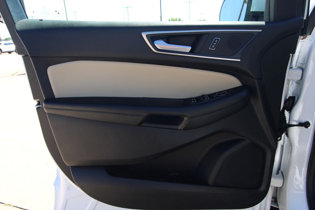 Used 2024 Ford Edge SUV