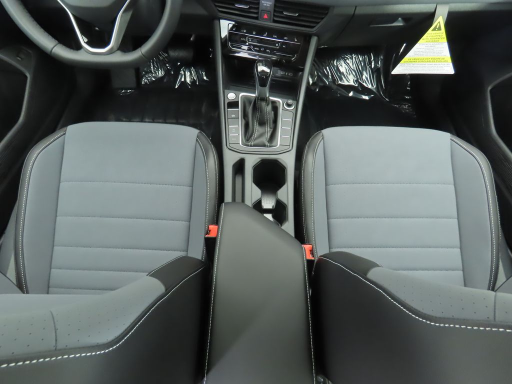 Thumbnail: 2026 Volkswagen Jetta - 16