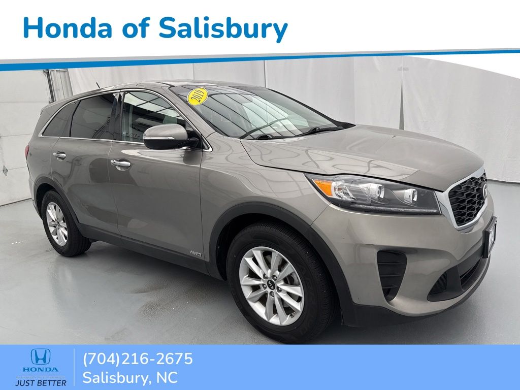 Titanium Silver 2019 Kia Sorento LX V6 AWD SUV / Crossover All-Wheel Drive 8-Speed Automatic