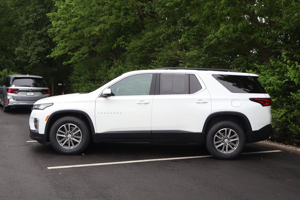 Thumbnail: 2023 Chevrolet Traverse - 4