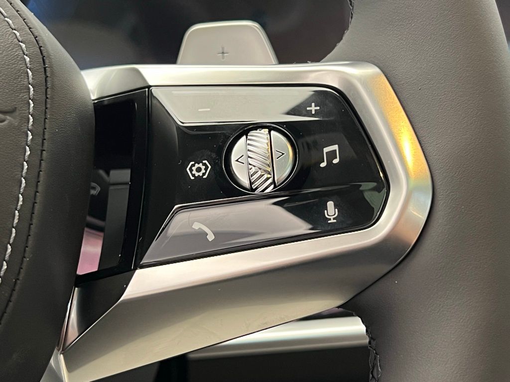 Thumbnail: 2026 BMW 7 Series - 17