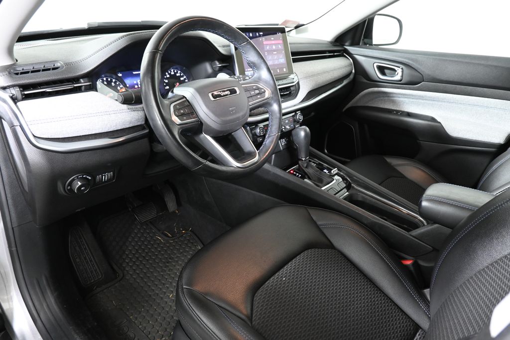 Thumbnail: 2022 Jeep Compass - 14