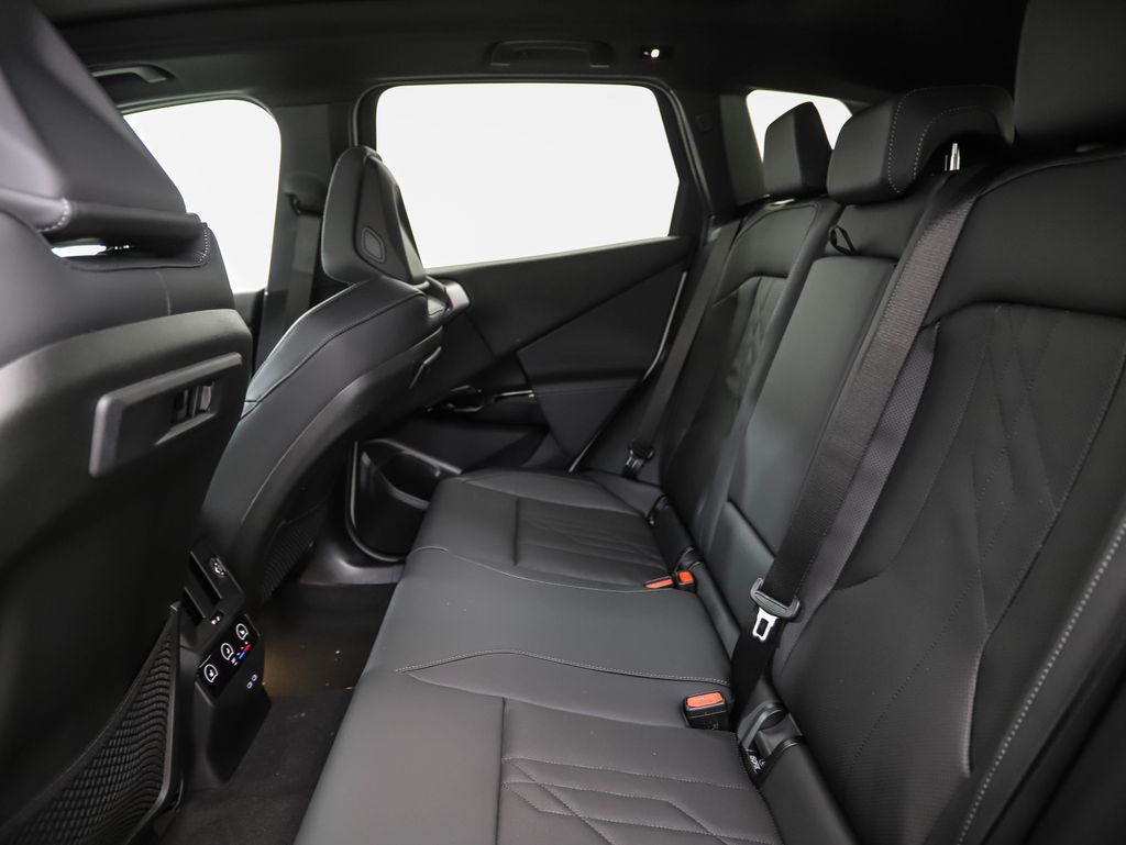 Thumbnail: 2026 BMW X3 - 21