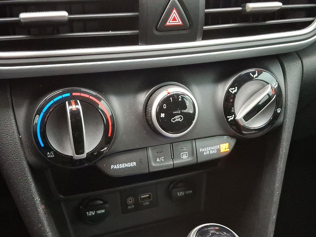 Thumbnail: 2018 Hyundai Kona - 15