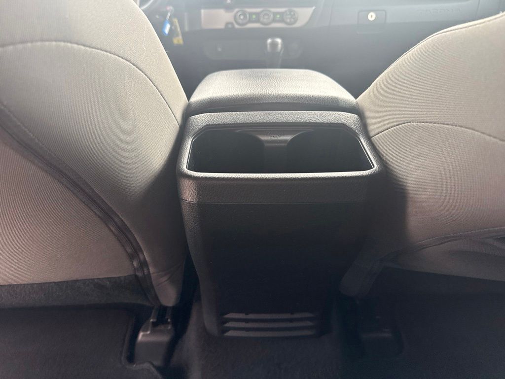 2017 Toyota Tacoma SR5 V6