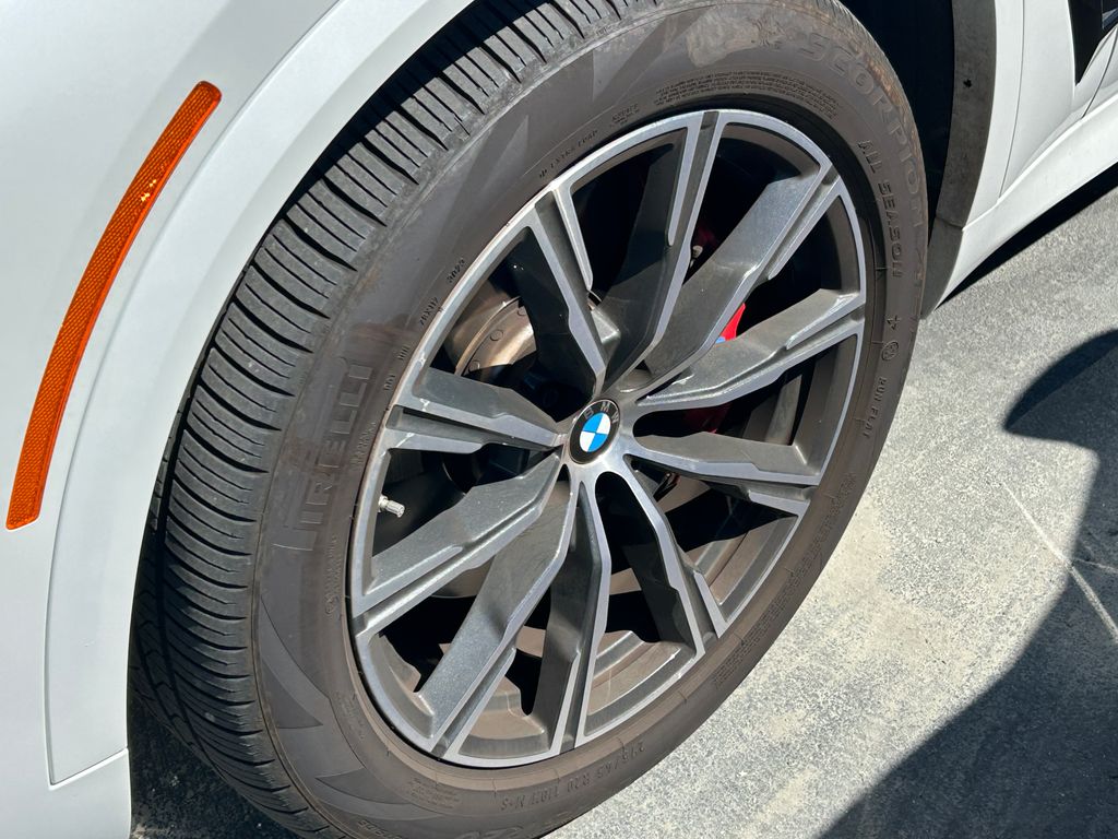 Thumbnail: 2024 BMW X5 - 3