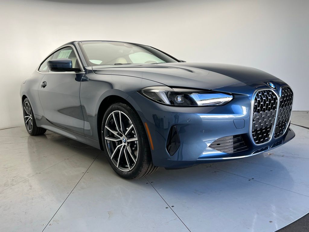 Thumbnail: 2026 BMW 4 Series - 2