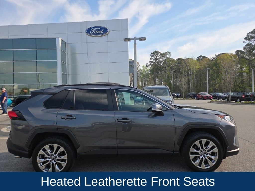 2019 Toyota RAV4 XLE Premium