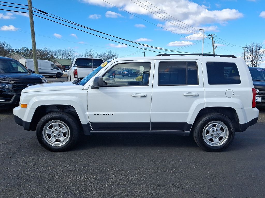 2016 Jeep Patriot Sport 12