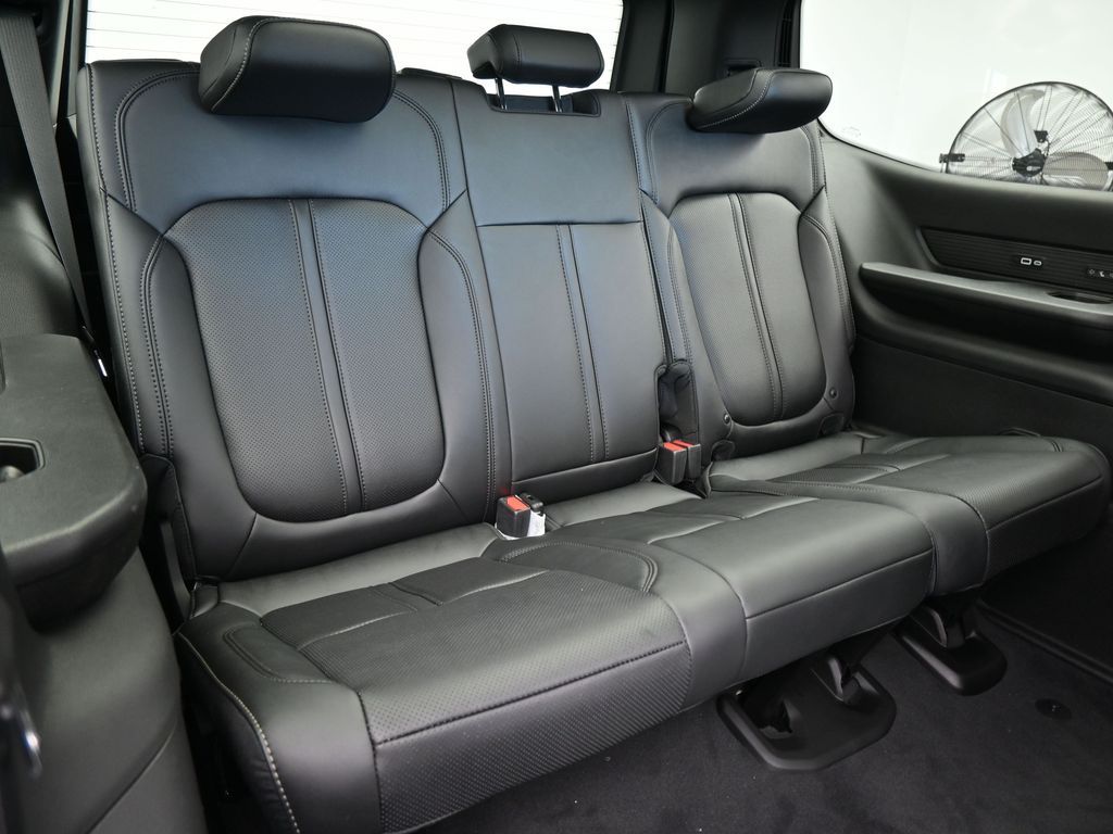 New 2026 High Gloss Black Jeep Limited image 40