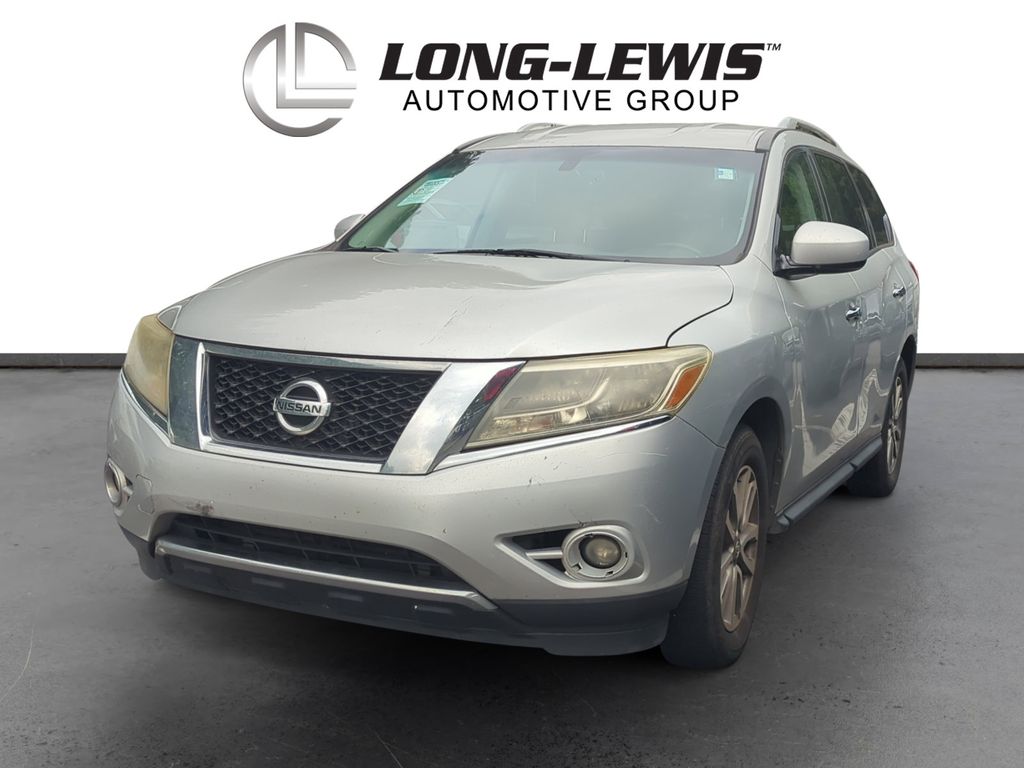 Brilliant Silver 2015 Nissan Pathfinder SUV / Crossover Front-Wheel Drive Continuously Variable Transmission