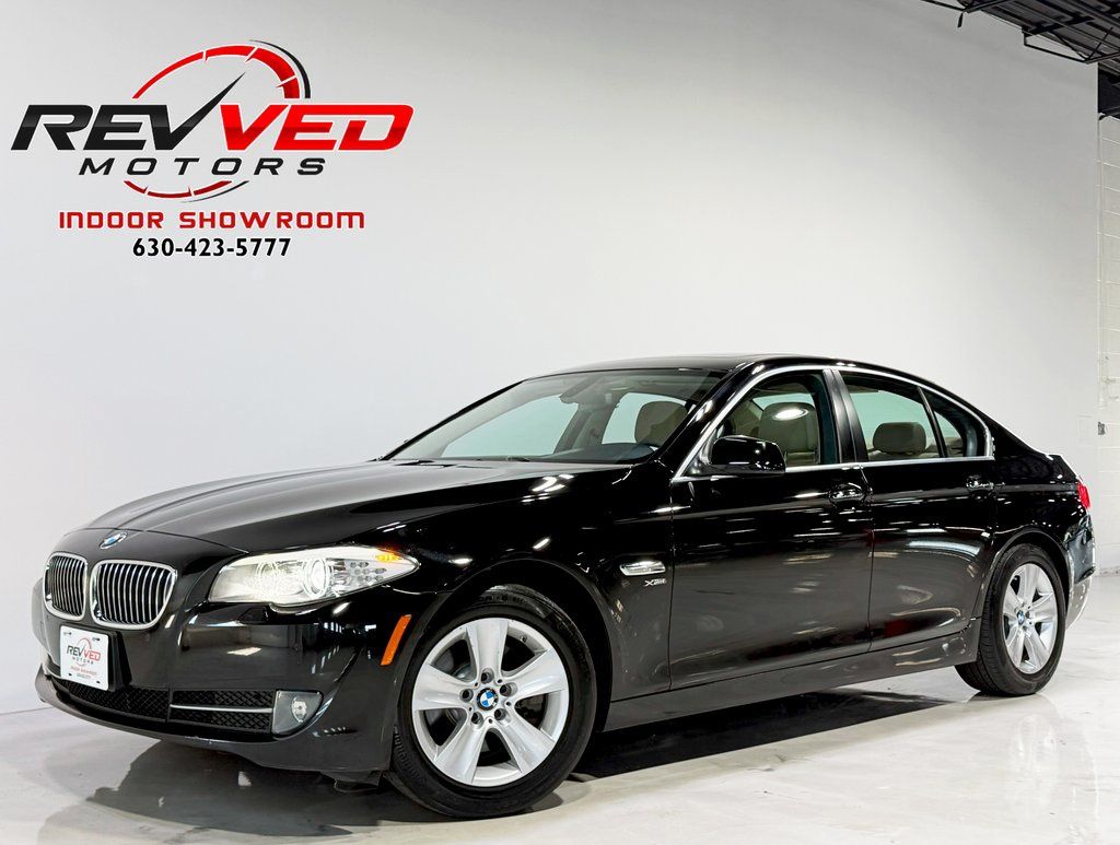 2012 BMW 5 Series 528i xDrive Sedan AWD