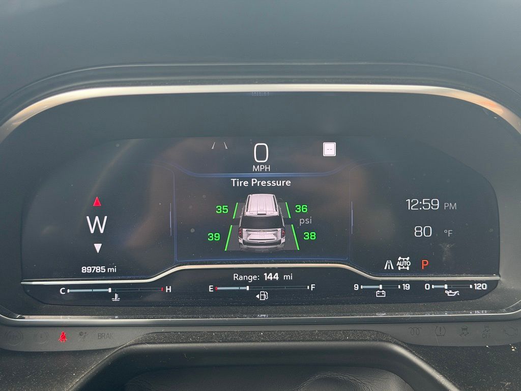 2022 Chevrolet Suburban 4WD Premier