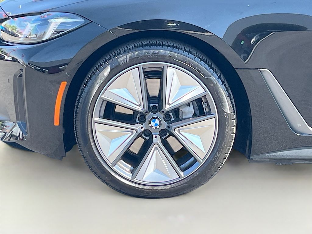 Used 2025 Black BMW eDrive40 image 33
