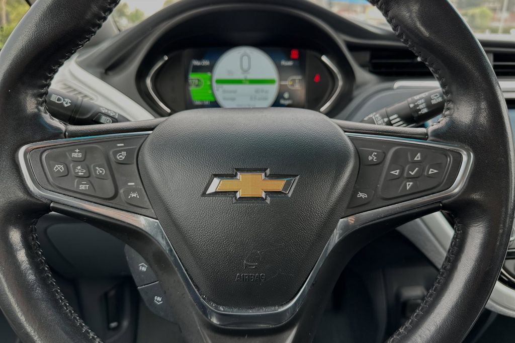 2020 Chevrolet Bolt EV LT 26