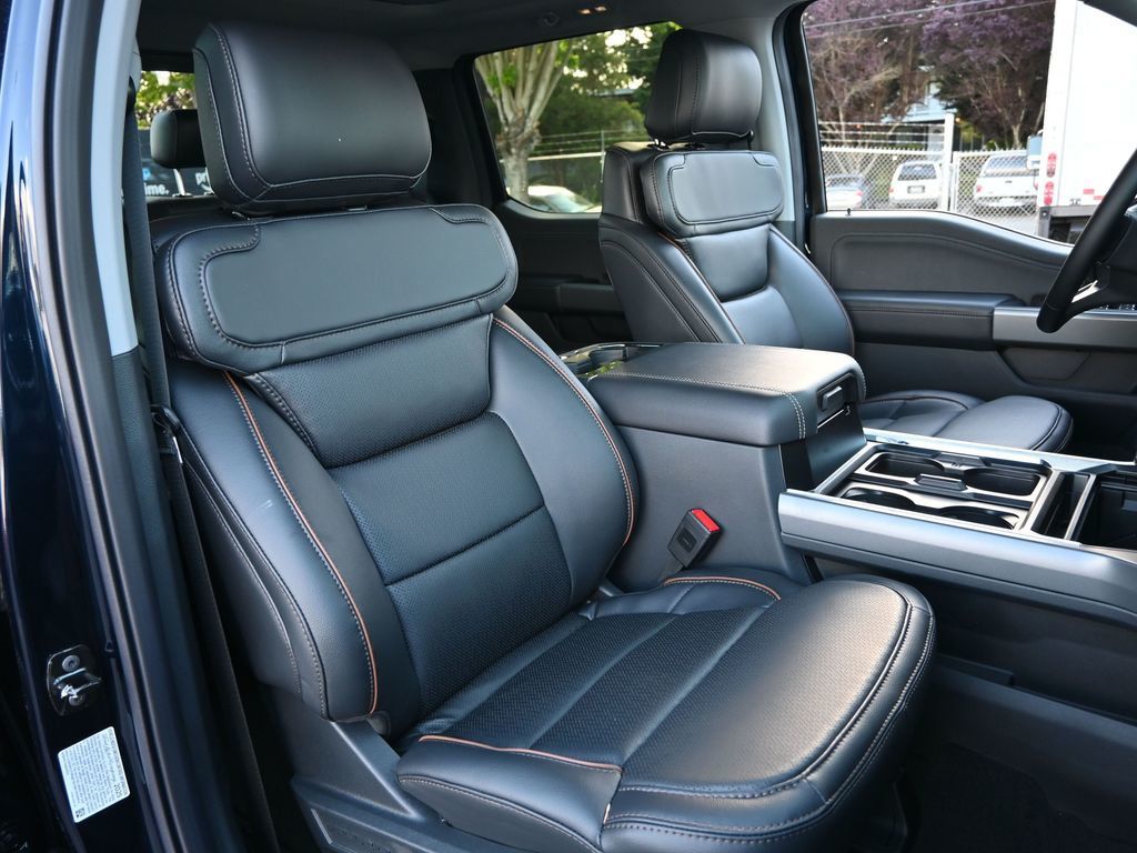 2025 Ford F-350 Super Duty LARIAT