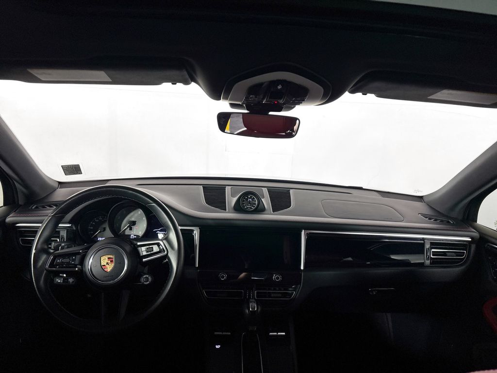 2023 Porsche Macan S