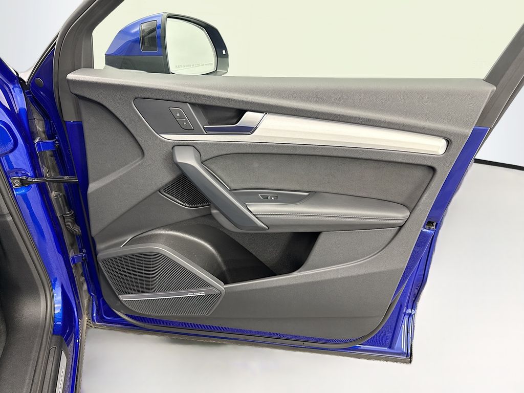 Thumbnail: 2022 Audi Q5 - 24