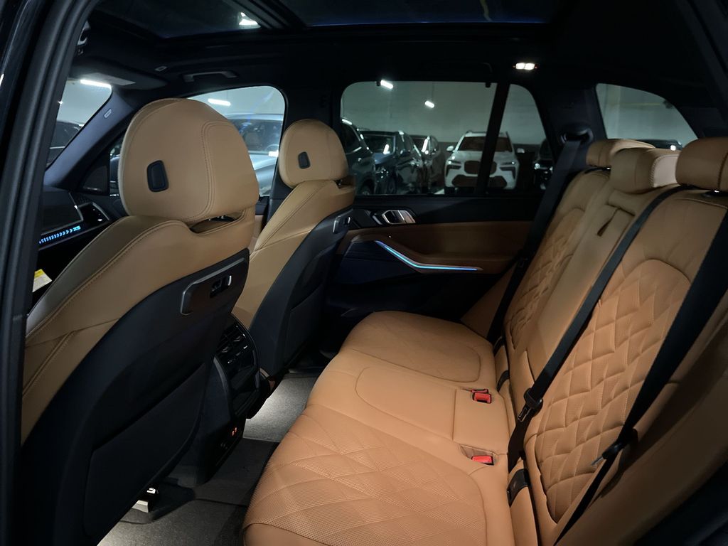 Thumbnail: 2026 BMW X5 - 23