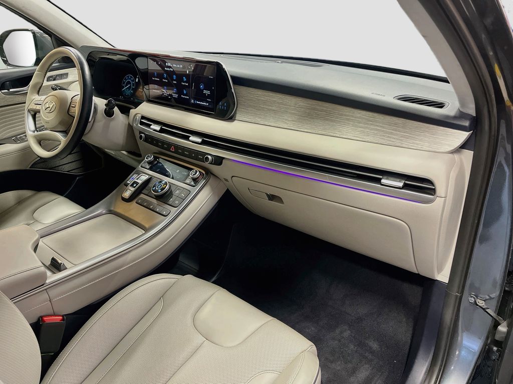 Used 2023 Gray Hyundai Calligraphy image 32