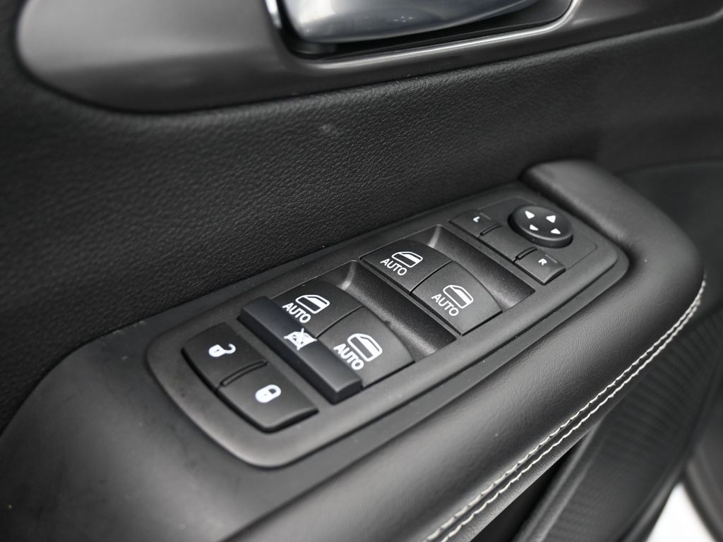 Used 2026 Bright White Clearcoat Chrysler LX image 24