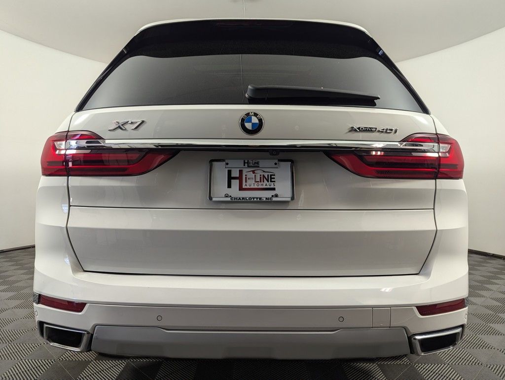 2022 BMW X7 xDrive40i photo