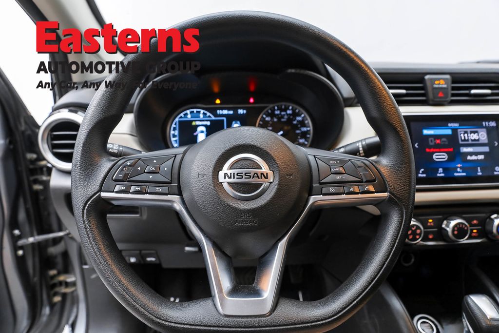 Used 2021 Gray Nissan 1.6 SV image 10