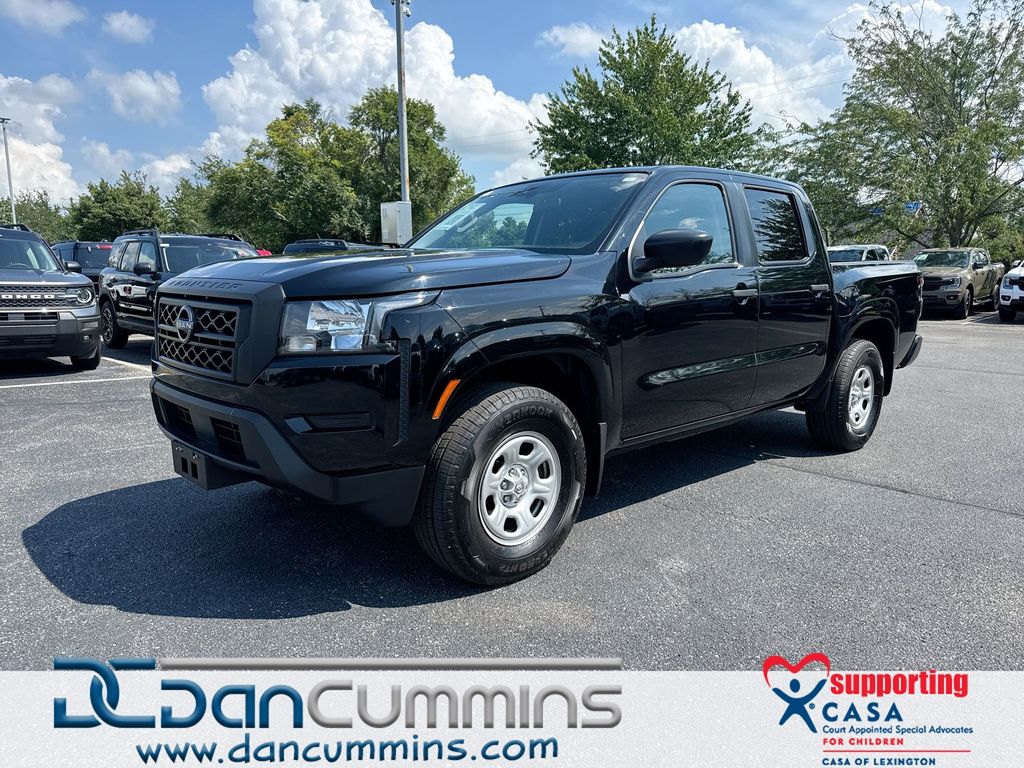 Super Black 2022 Nissan Frontier Pickup Truck Four-Wheel Drive 9-Speed Automatic