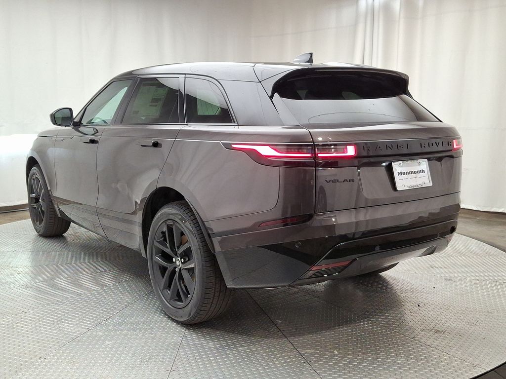 2025 Land Rover Range Rover Velar Dynamic SE 4