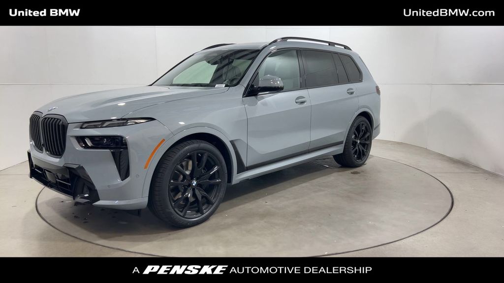 Thumbnail: 2026 BMW X7 - 4