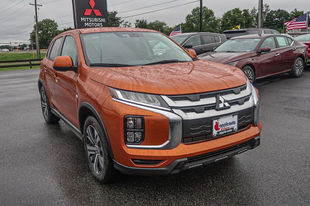 2025 Mitsubishi Outlander Sport 2.0 ES AWC