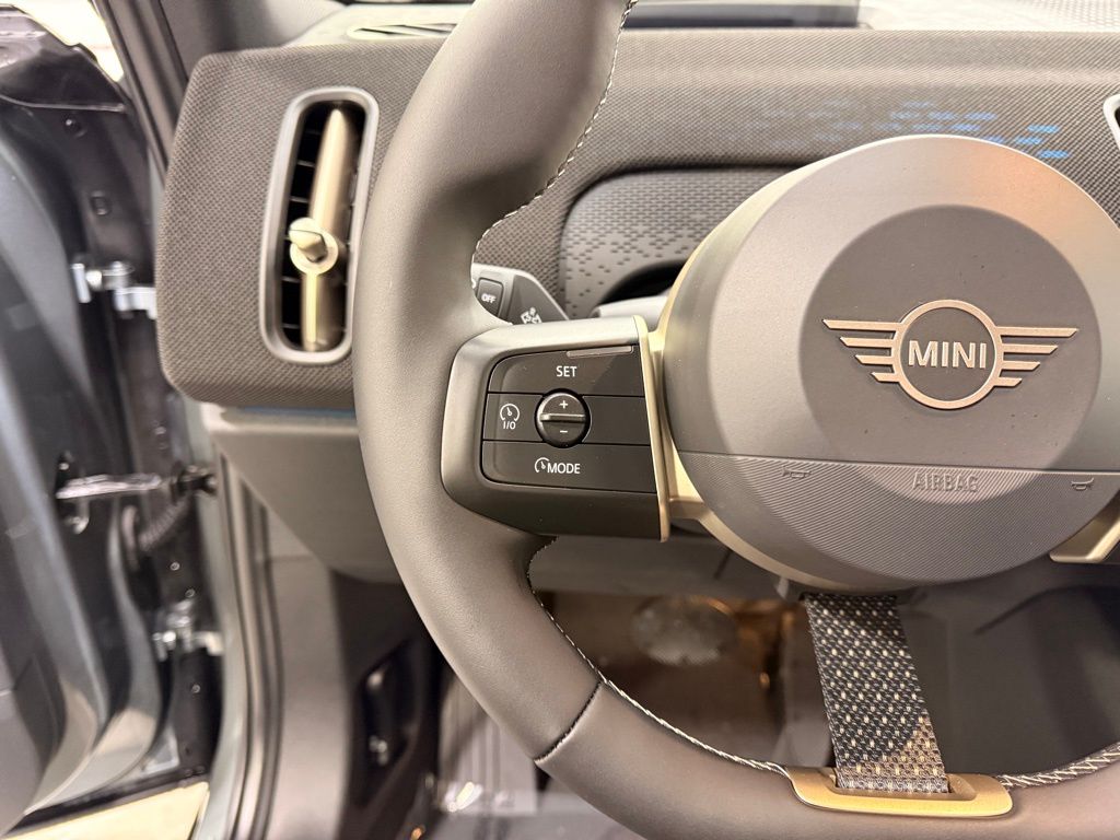 Thumbnail: 2026 MINI Cooper Countryman - 13