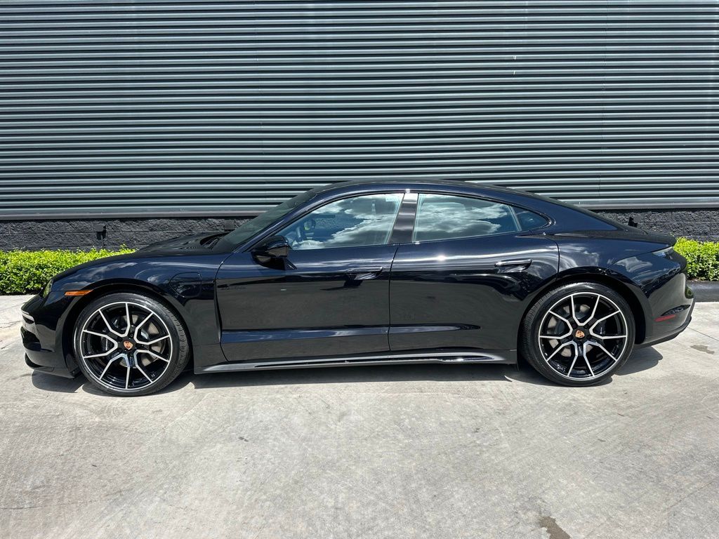 Thumbnail: 2026 Porsche Taycan - 2