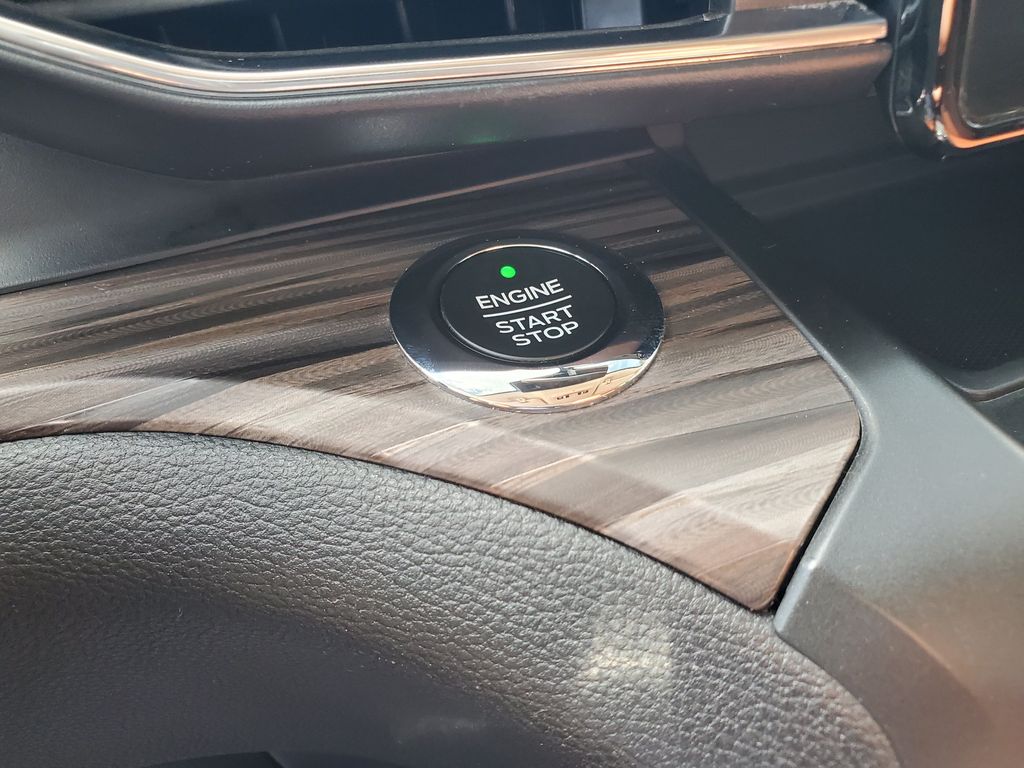 2020 Ford Explorer - $15,488