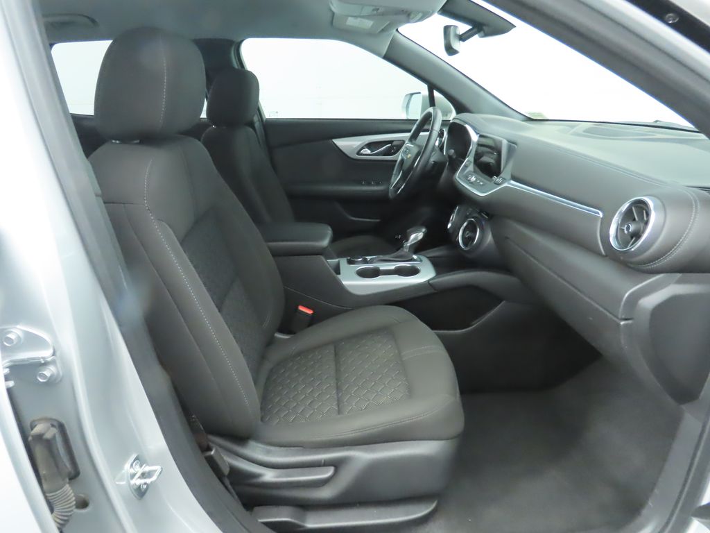 Thumbnail: 2020 Chevrolet Blazer - 20